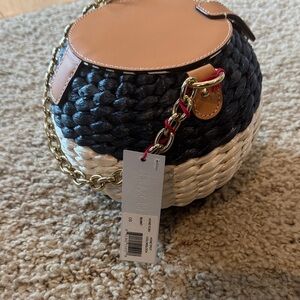 Elegant Black and Tan Woven Bag